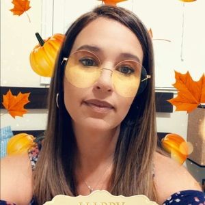 Meet your Posher, Milany